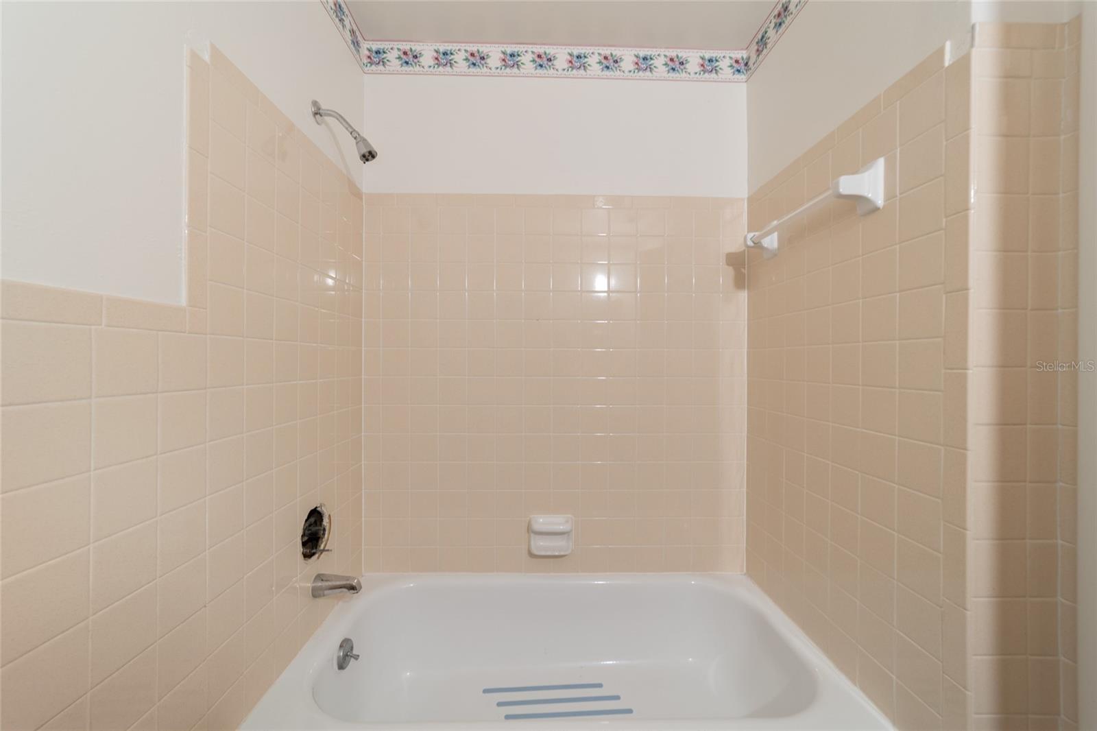 Image 22 of 39 For 10496 Sunset Harbor Road