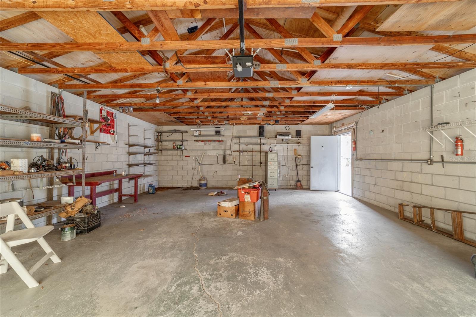 Image 27 of 39 For 10496 Sunset Harbor Road