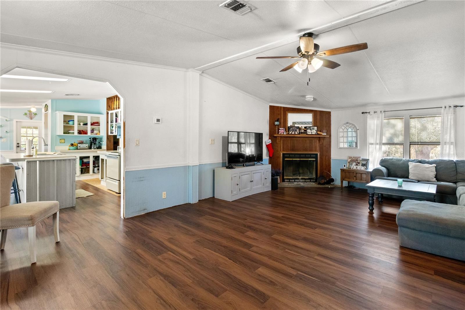 Image 8 of 20 For 14930 2nd Lane