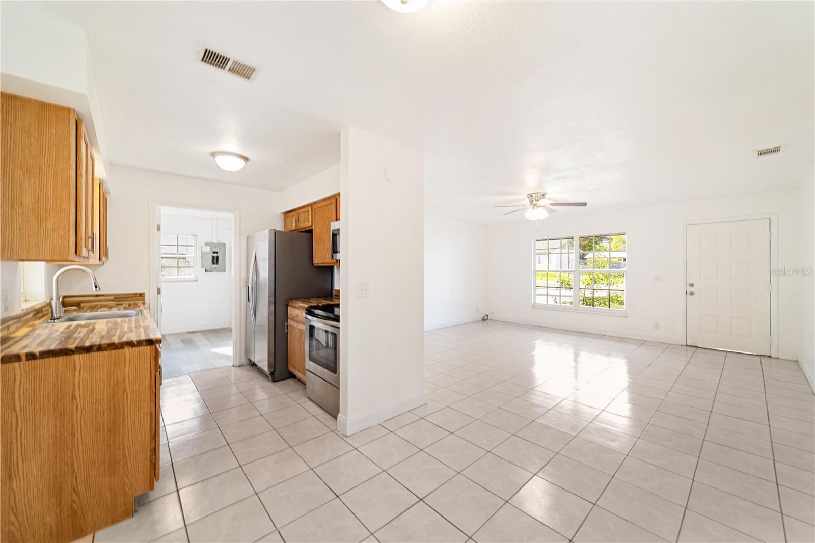 Image 12 of 29 For 2216 38th Street