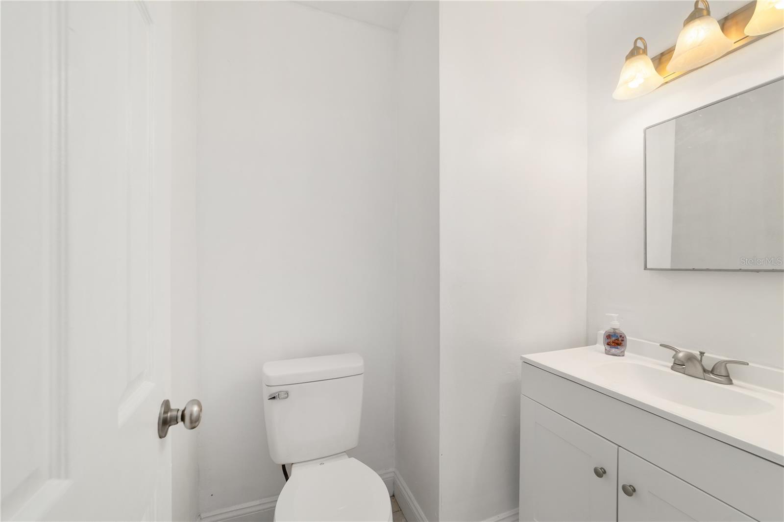 Image 21 of 29 For 2216 38th Street