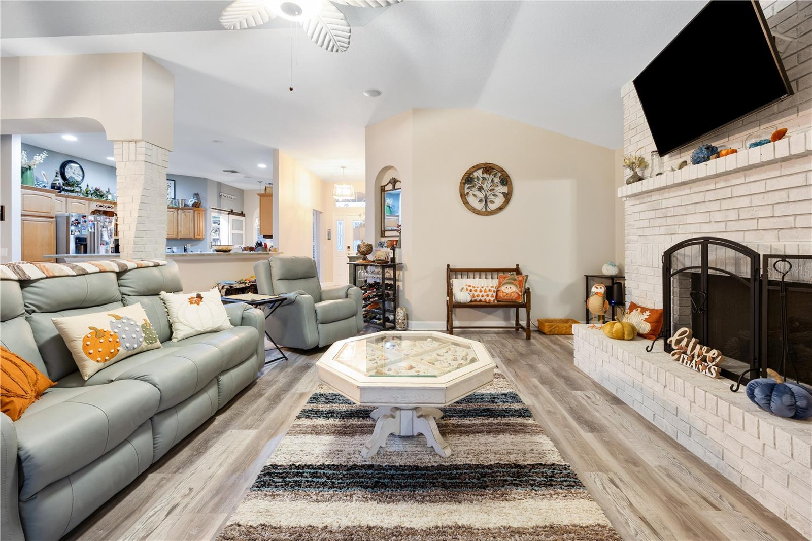 Image 13 of 50 For 9060 County Road 128c