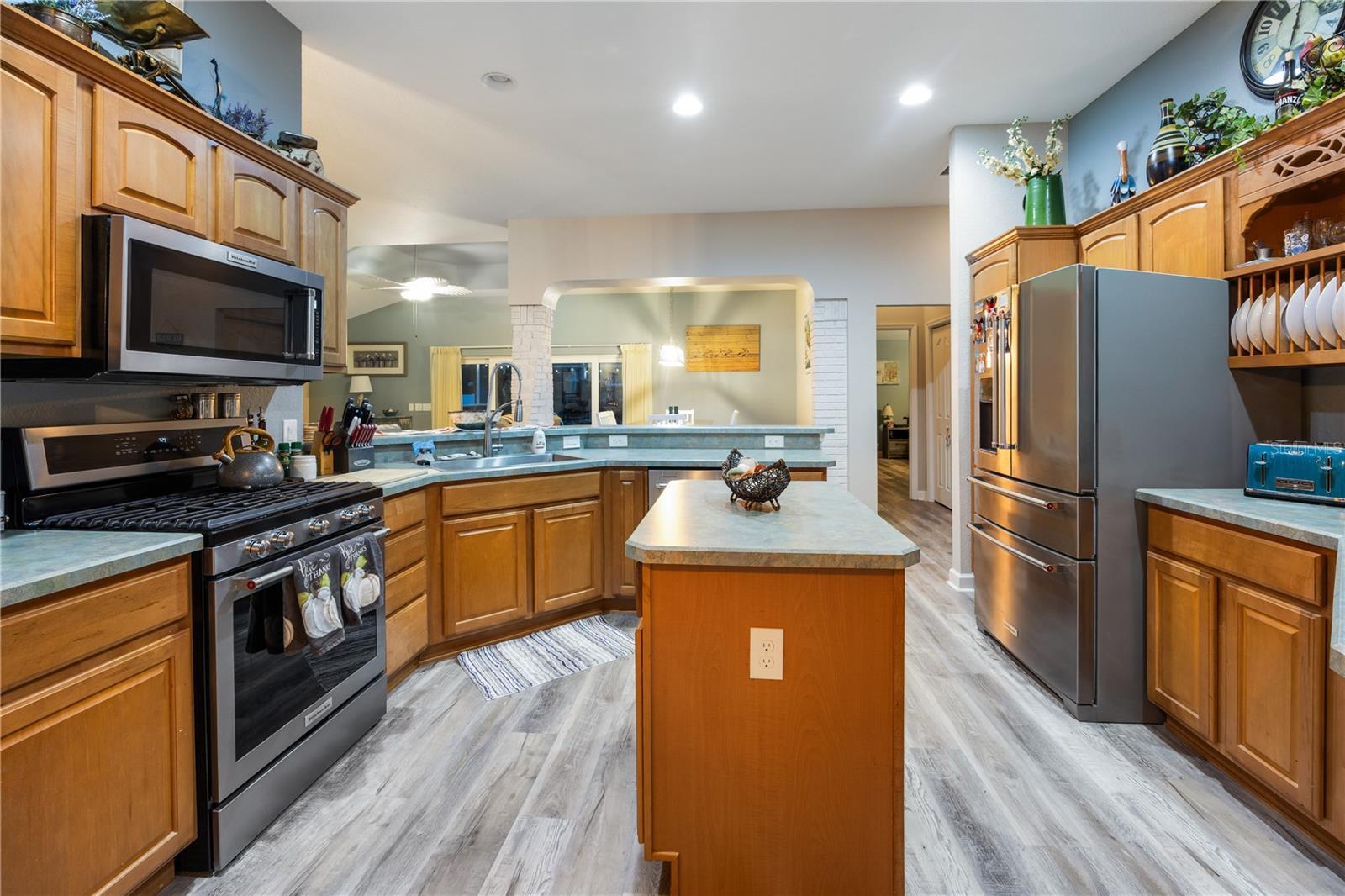 Image 8 of 50 For 9060 County Road 128c