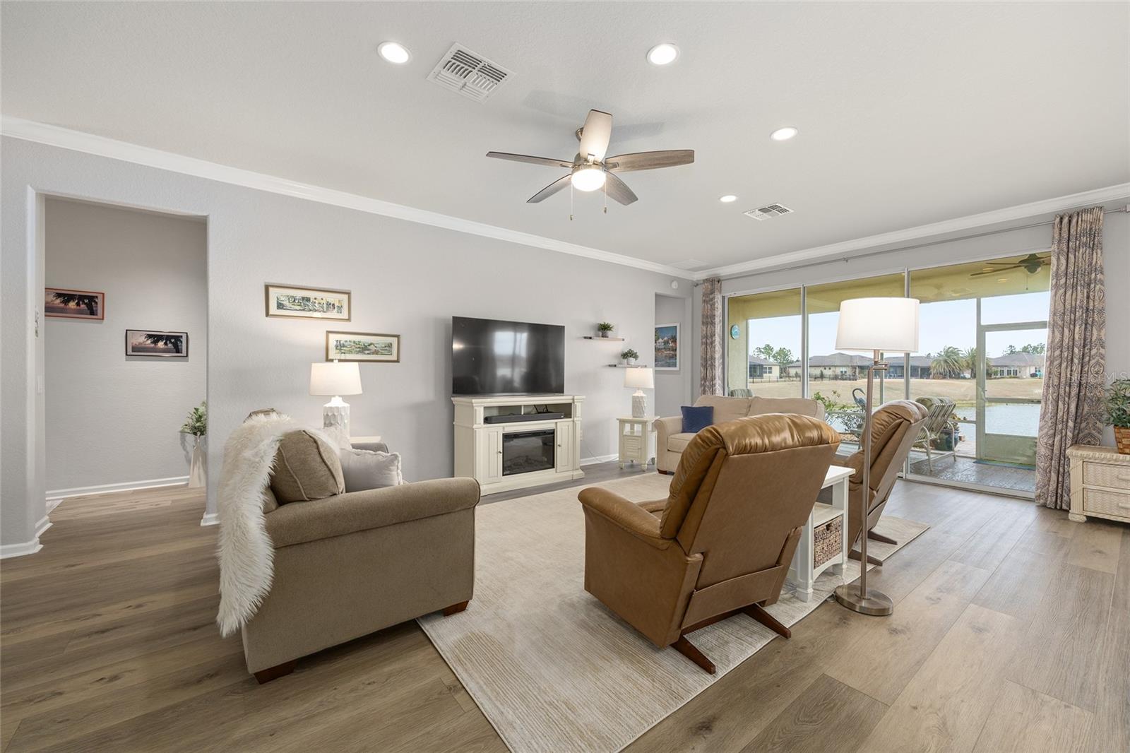 Image 19 of 77 For 9299 66th Loop