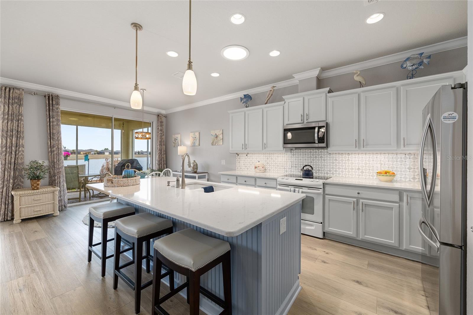 Image 28 of 77 For 9299 66th Loop