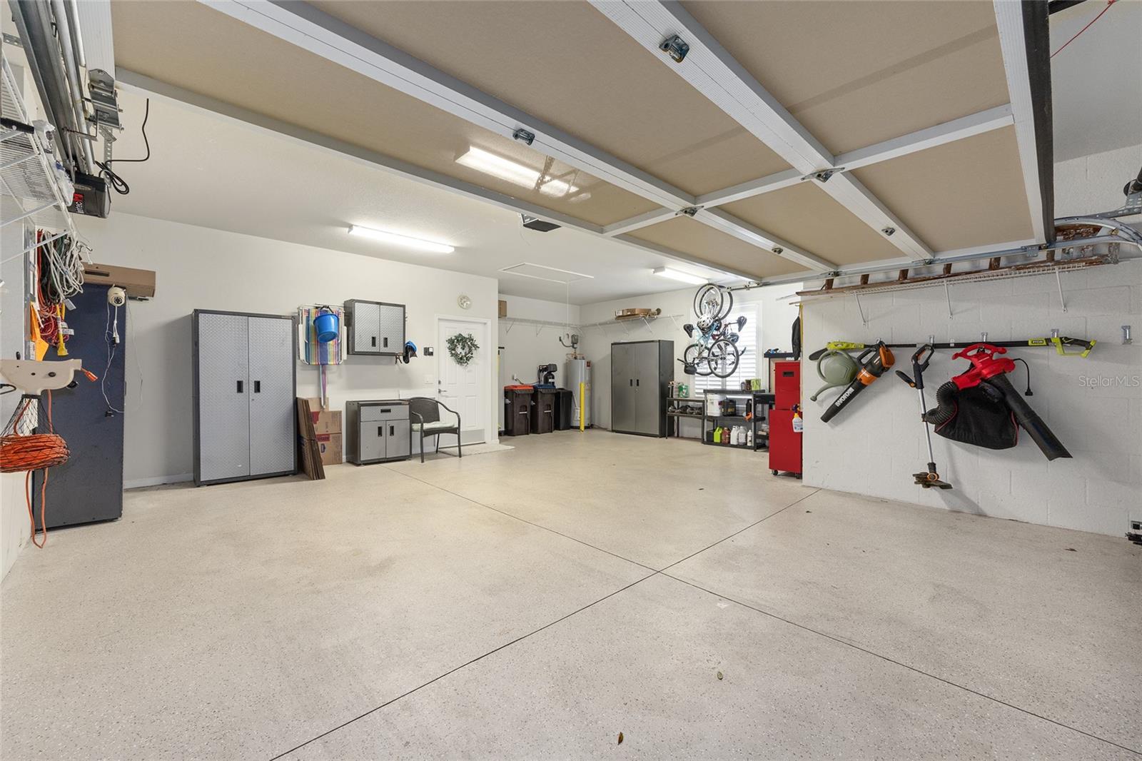 Image 39 of 77 For 9299 66th Loop