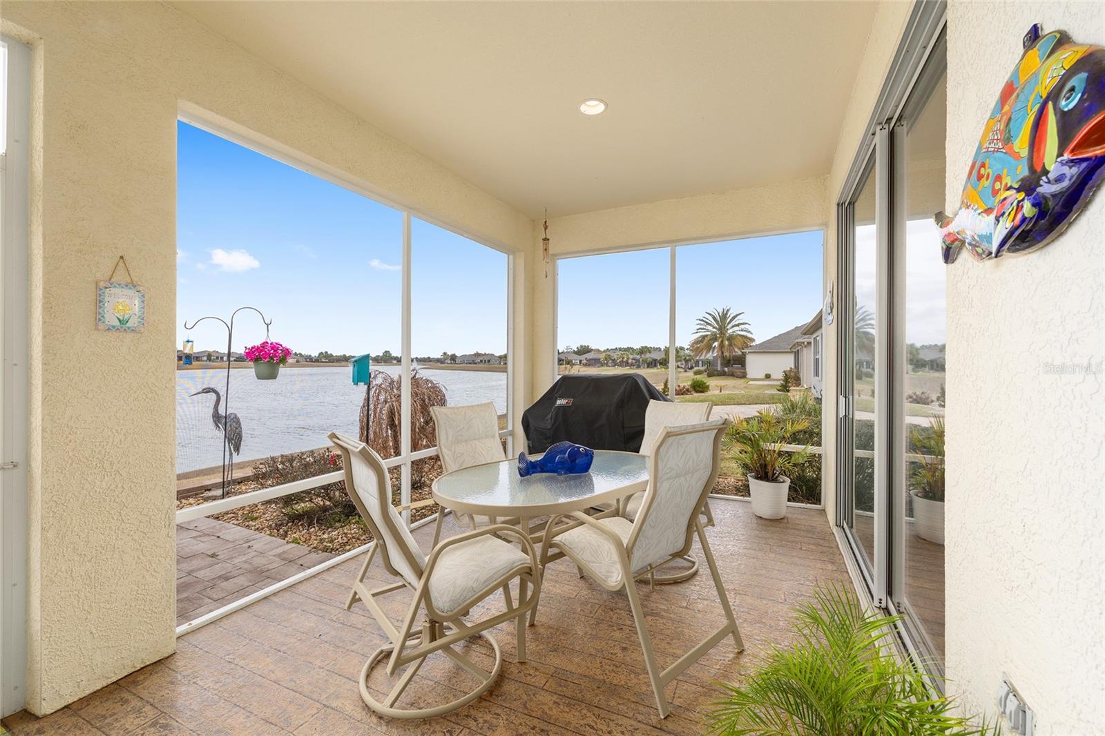 Image 42 of 77 For 9299 66th Loop