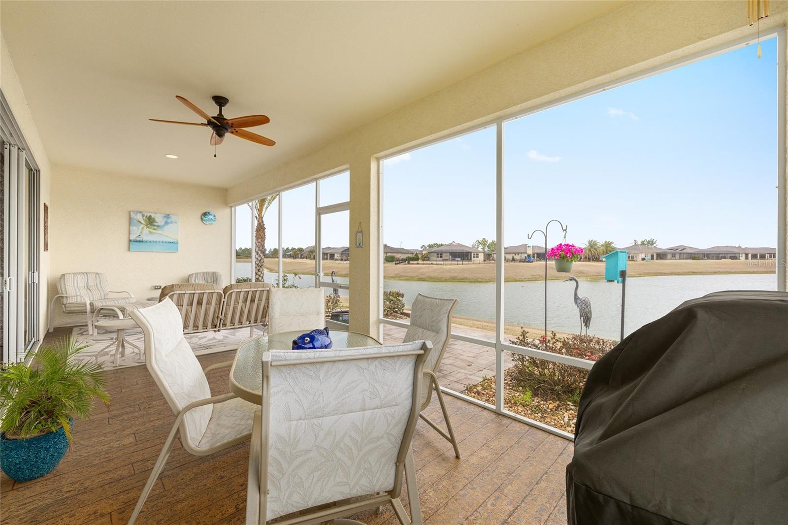 Image 44 of 77 For 9299 66th Loop