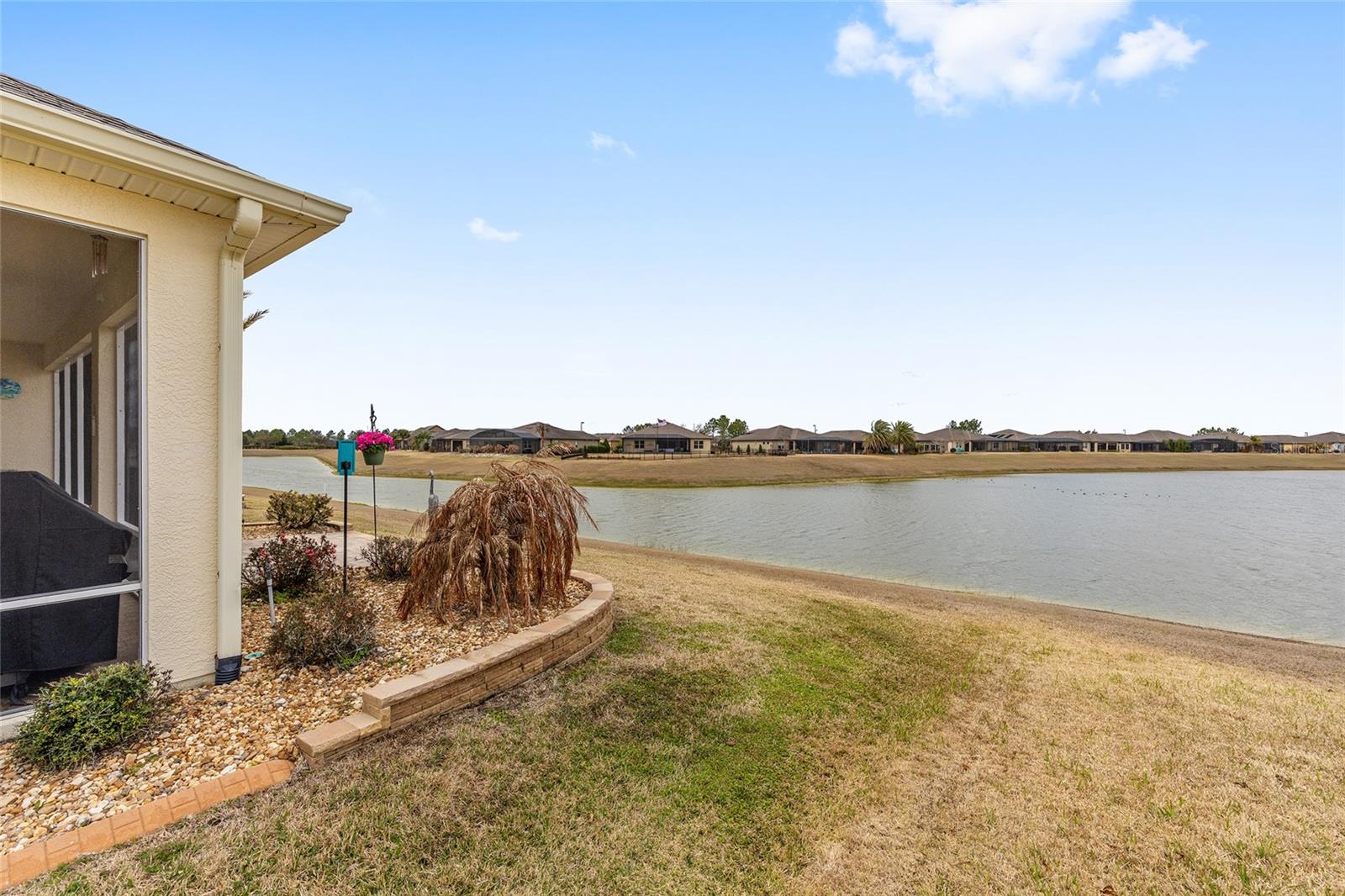 Image 49 of 77 For 9299 66th Loop