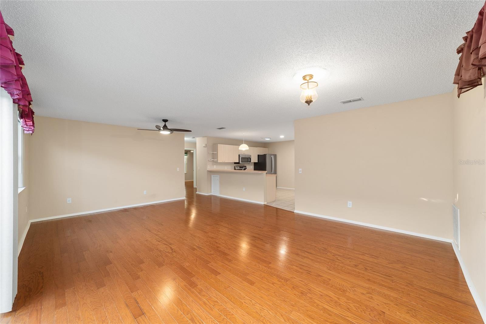 Image 11 of 53 For 1710 Morelos Road