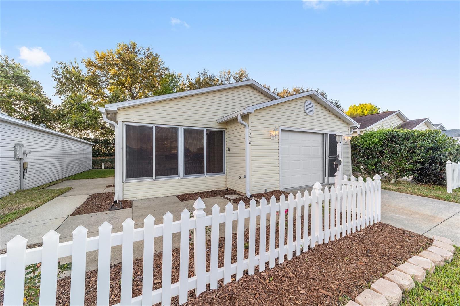 Image 5 of 53 For 1710 Morelos Road