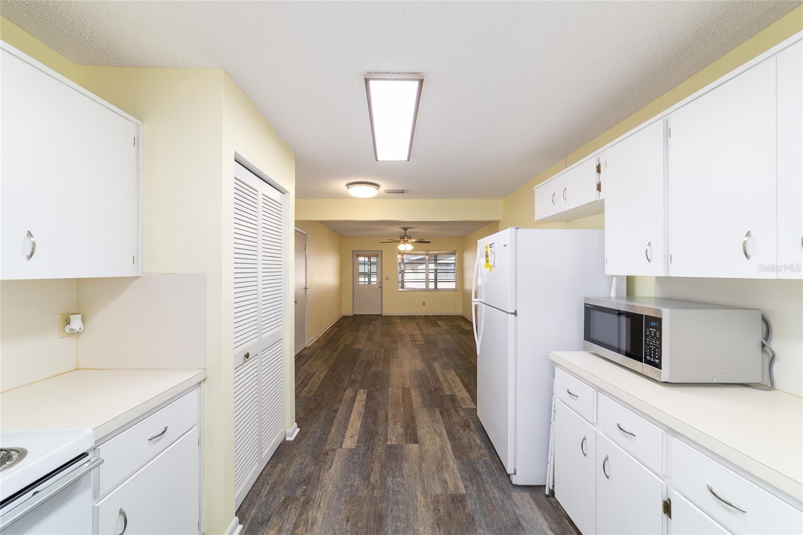 Image 29 of 48 For 8575 90th Lane B