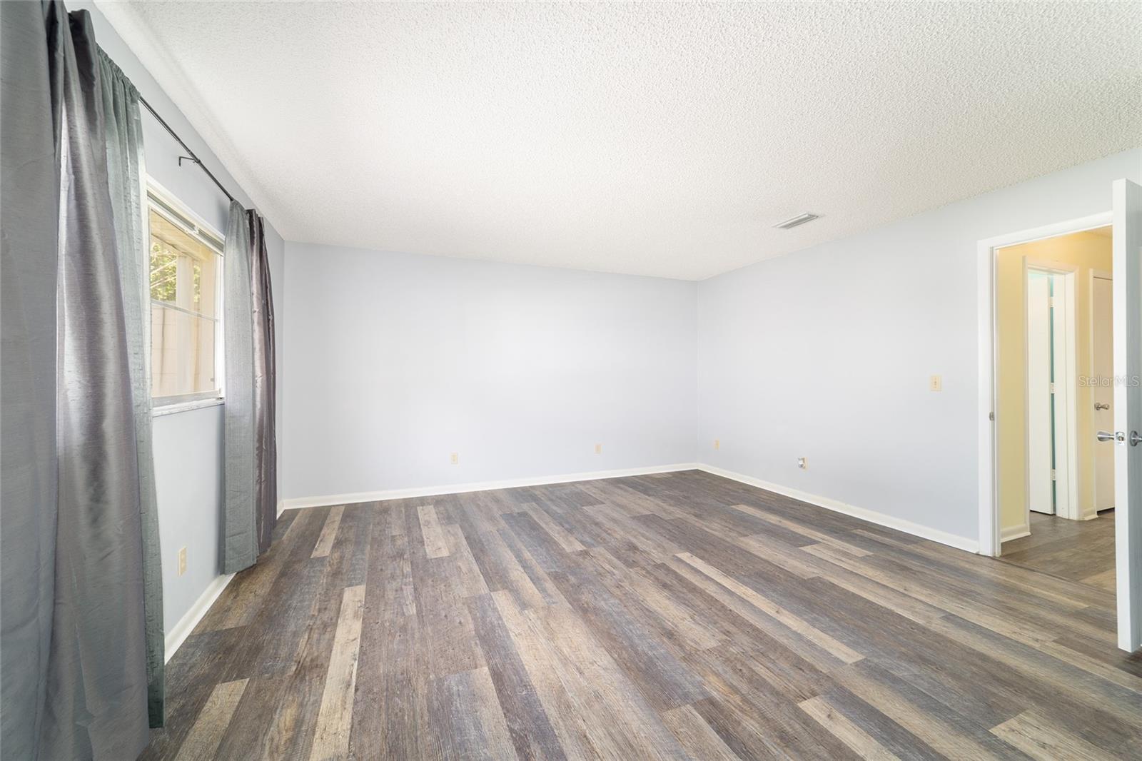 Image 33 of 48 For 8575 90th Lane B