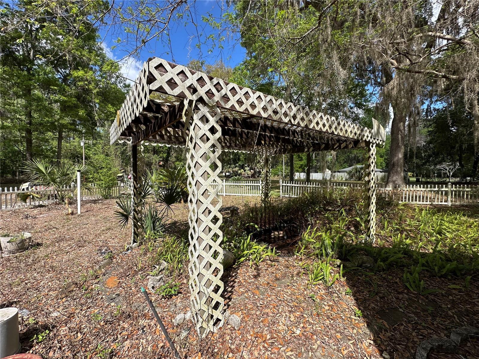 Image 4 of 21 For 2351 186th Lane