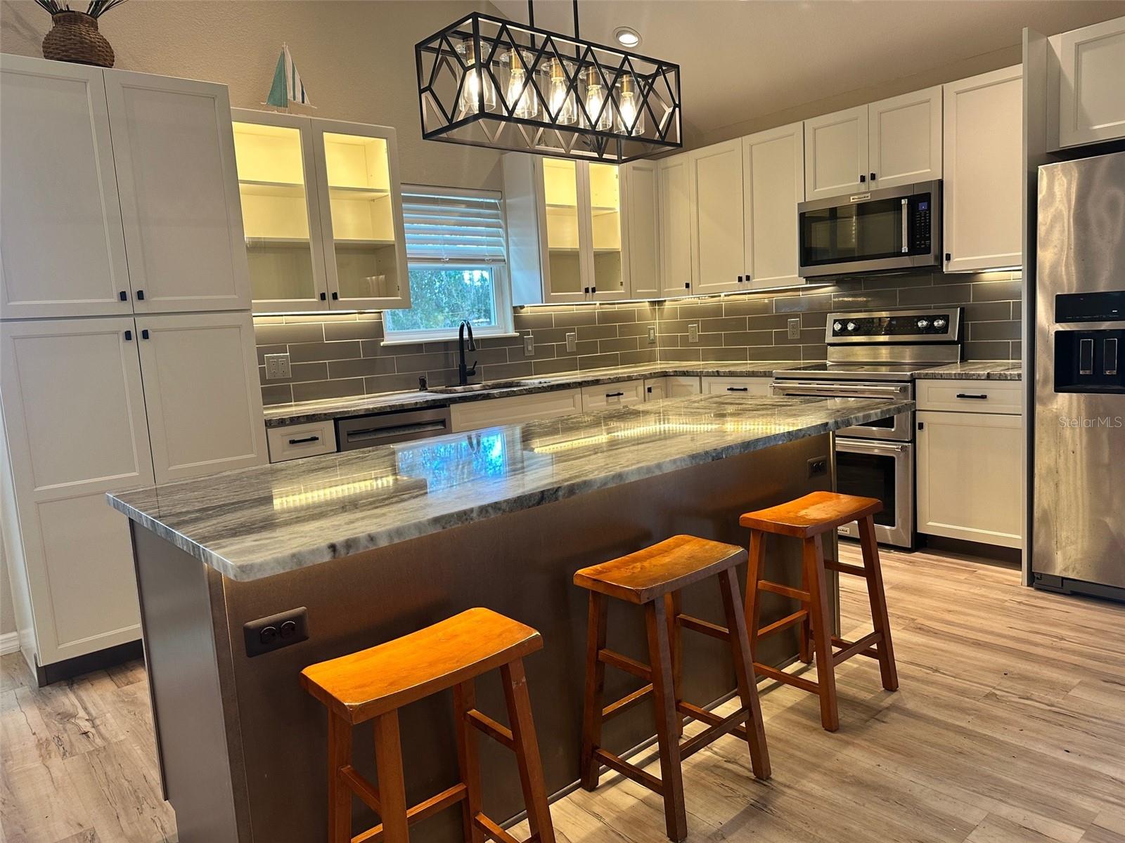 Image 7 of 24 For 24876 135th Lane