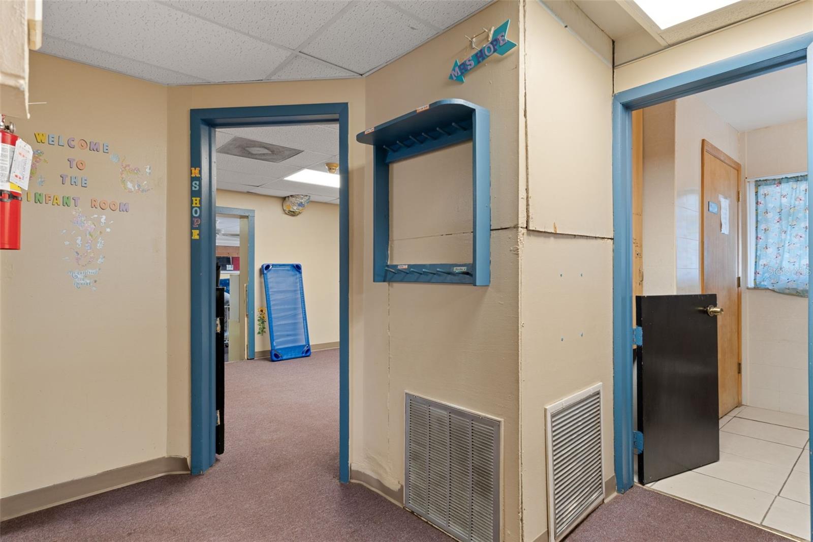 Image 24 of 64 For 639 1st Street