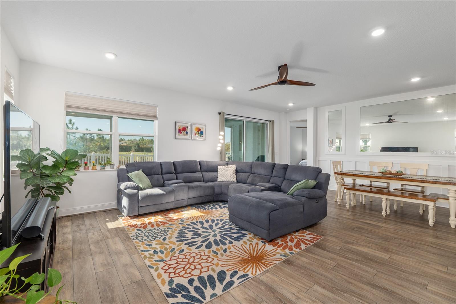 Image 15 of 51 For 9922 97th Lane