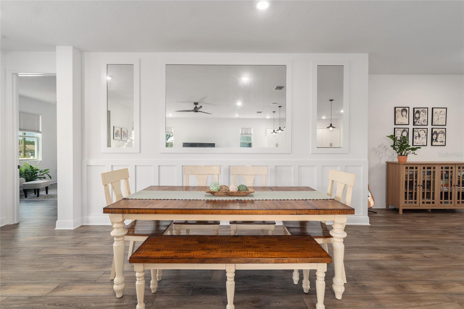 Image 16 of 51 For 9922 97th Lane