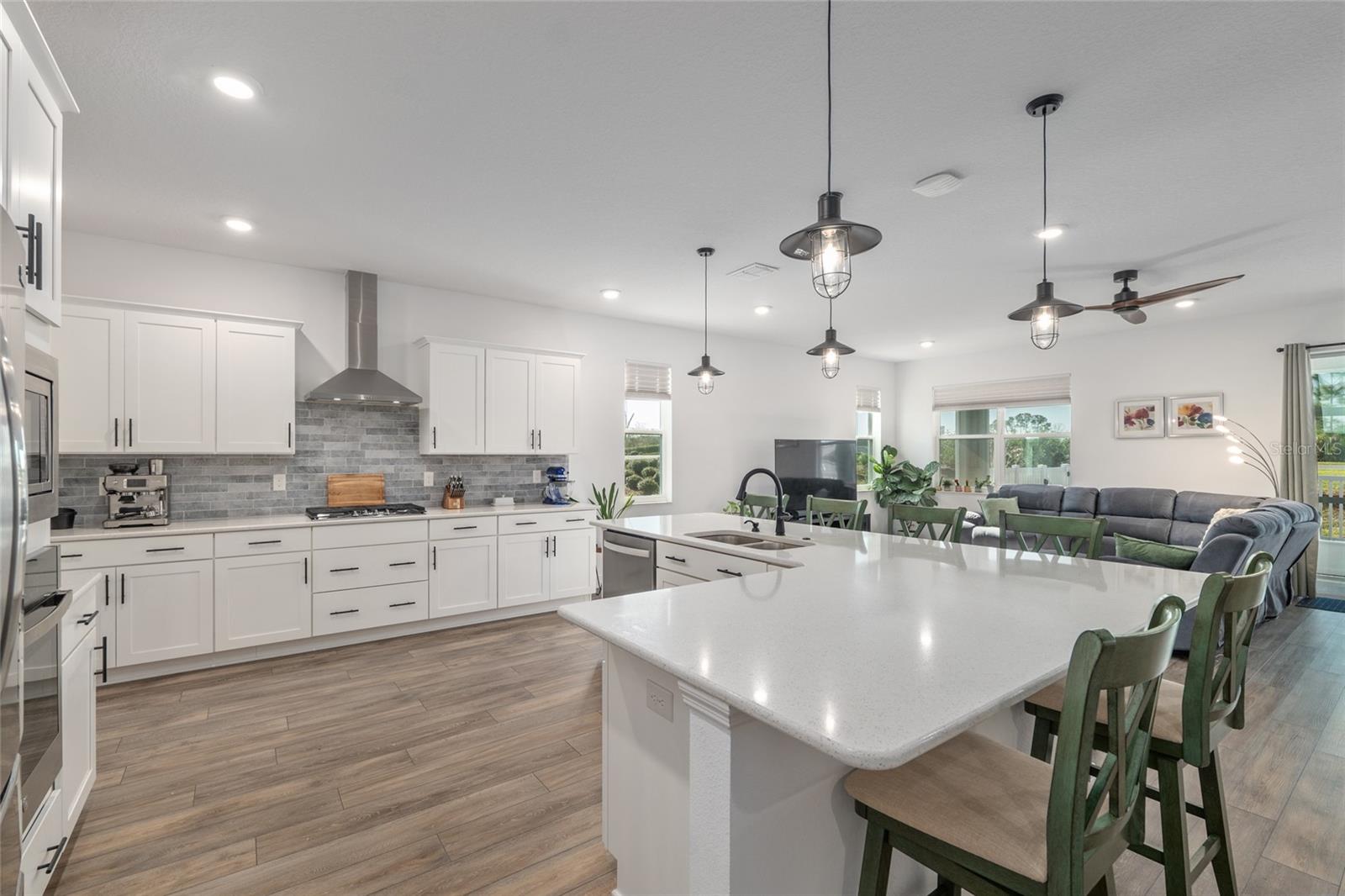 Image 20 of 51 For 9922 97th Lane