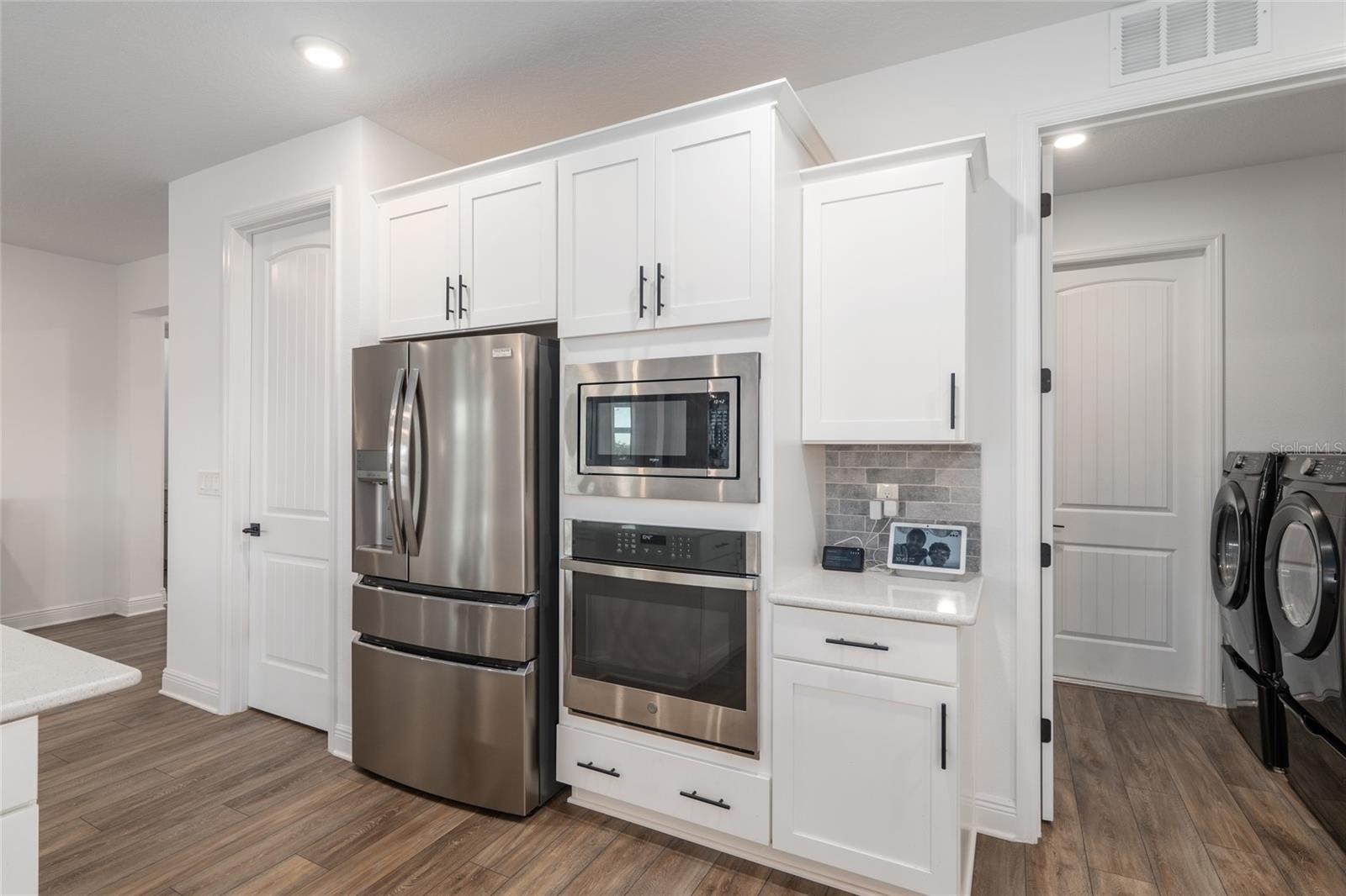 Image 23 of 51 For 9922 97th Lane