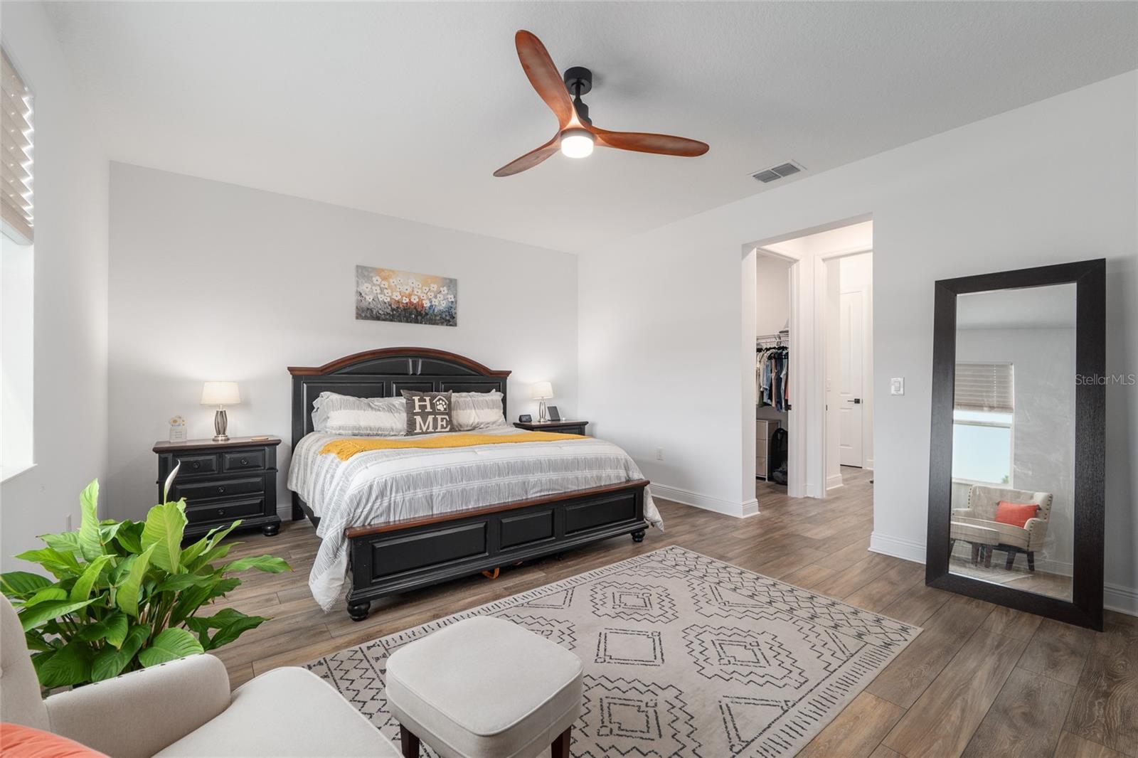 Image 26 of 51 For 9922 97th Lane