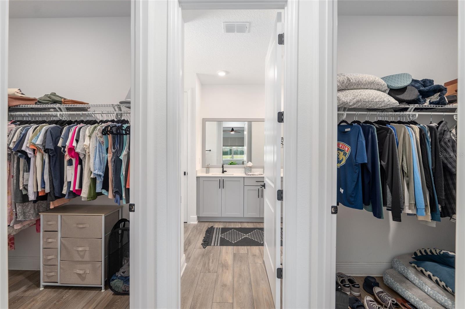 Image 28 of 51 For 9922 97th Lane