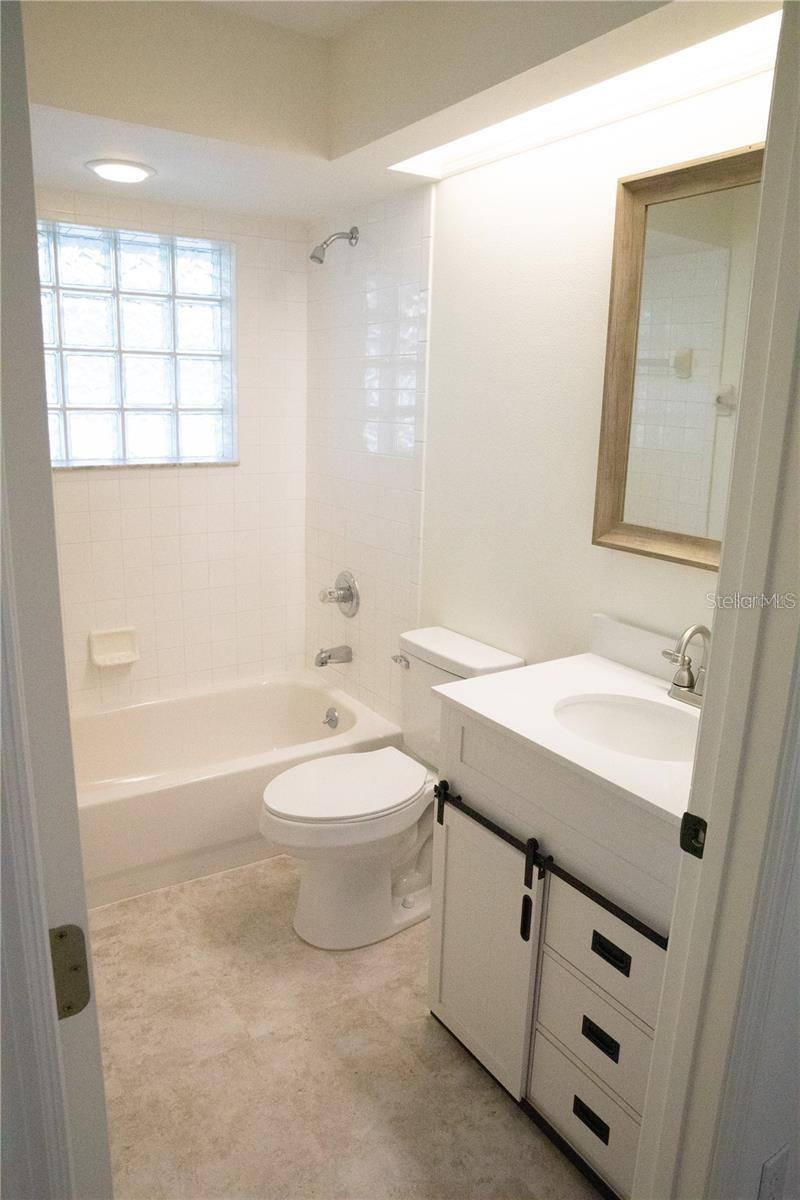 Image 28 of 36 For 4279 32nd Circle