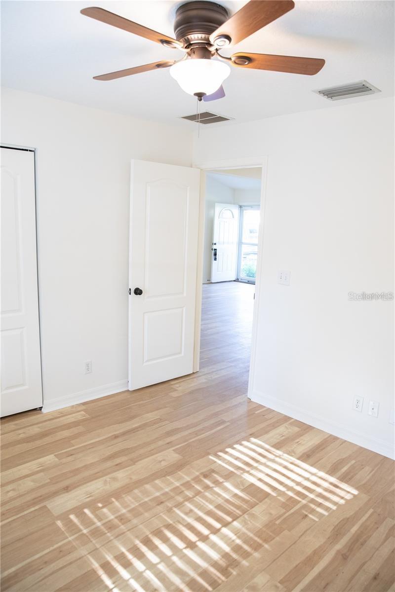 Image 30 of 36 For 4279 32nd Circle