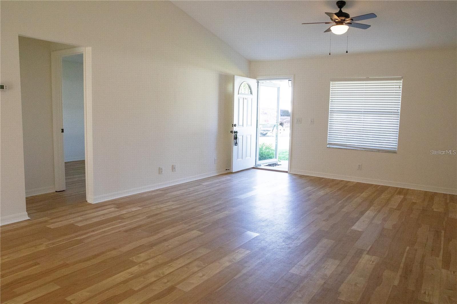 Image 5 of 36 For 4279 32nd Circle