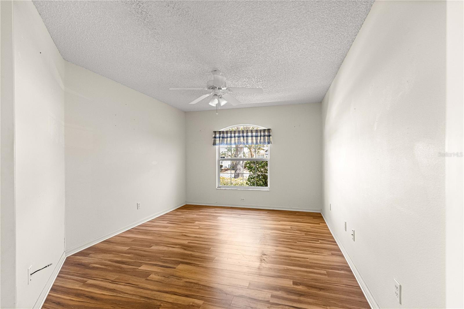 Image 20 of 60 For 9646 92nd Place Road