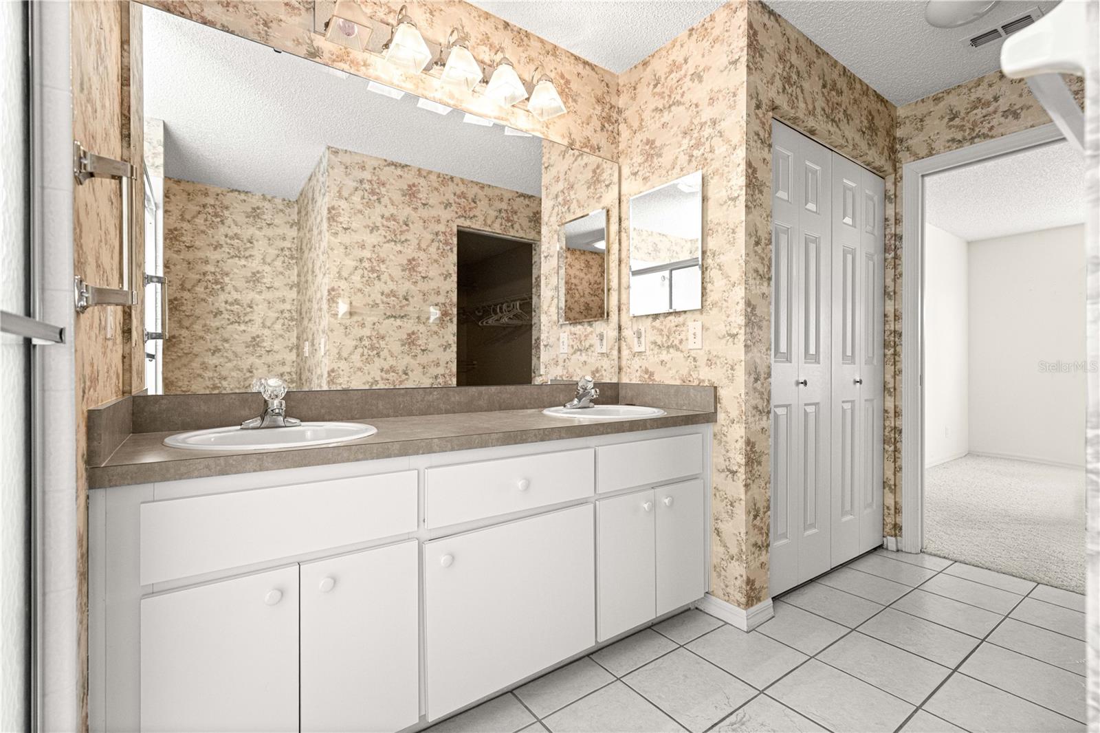 Image 36 of 60 For 9646 92nd Place Road