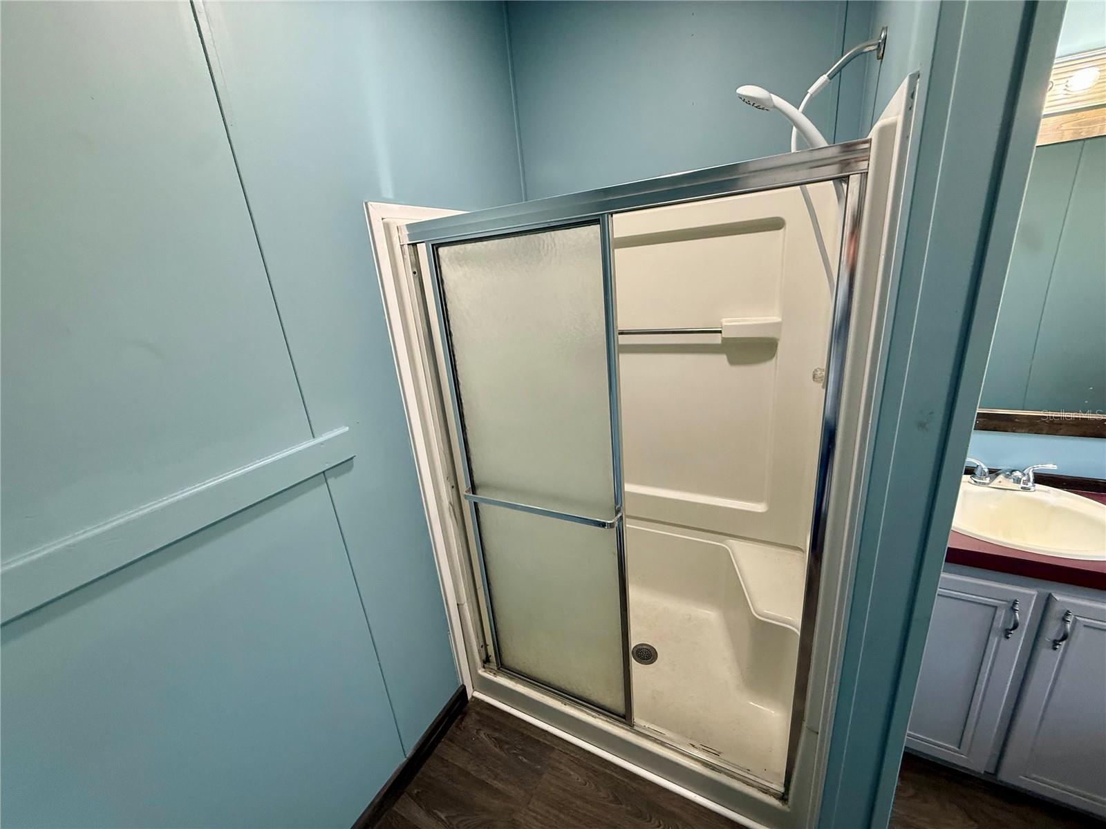 Listing photo id 13 for 15275 238th Street