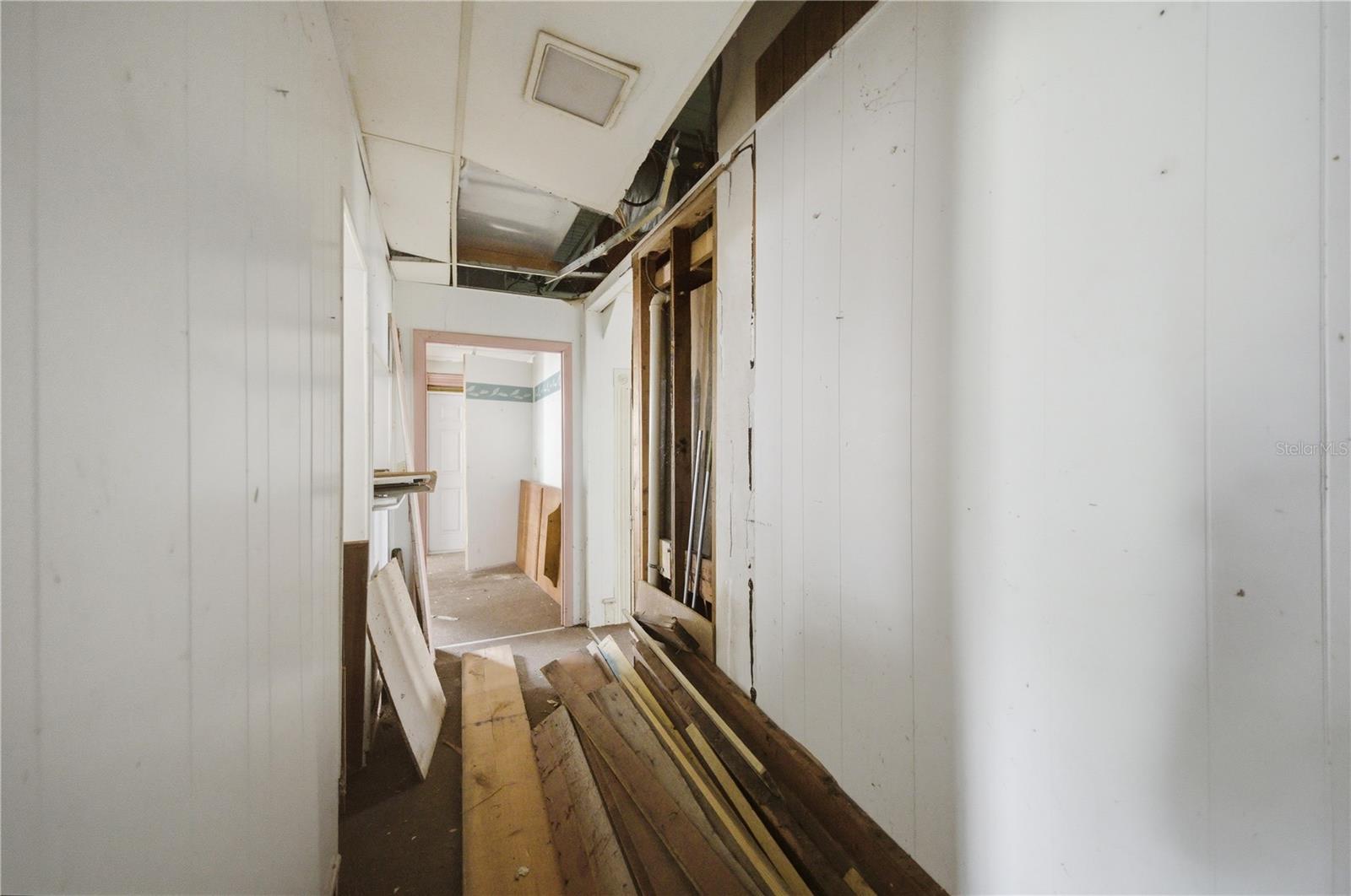 Image 13 of 66 For 120 Main Street