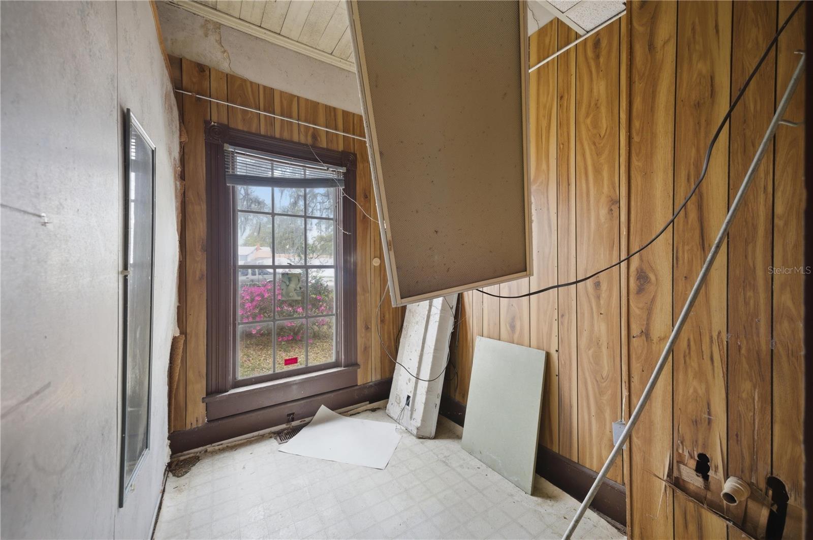 Image 23 of 66 For 120 Main Street