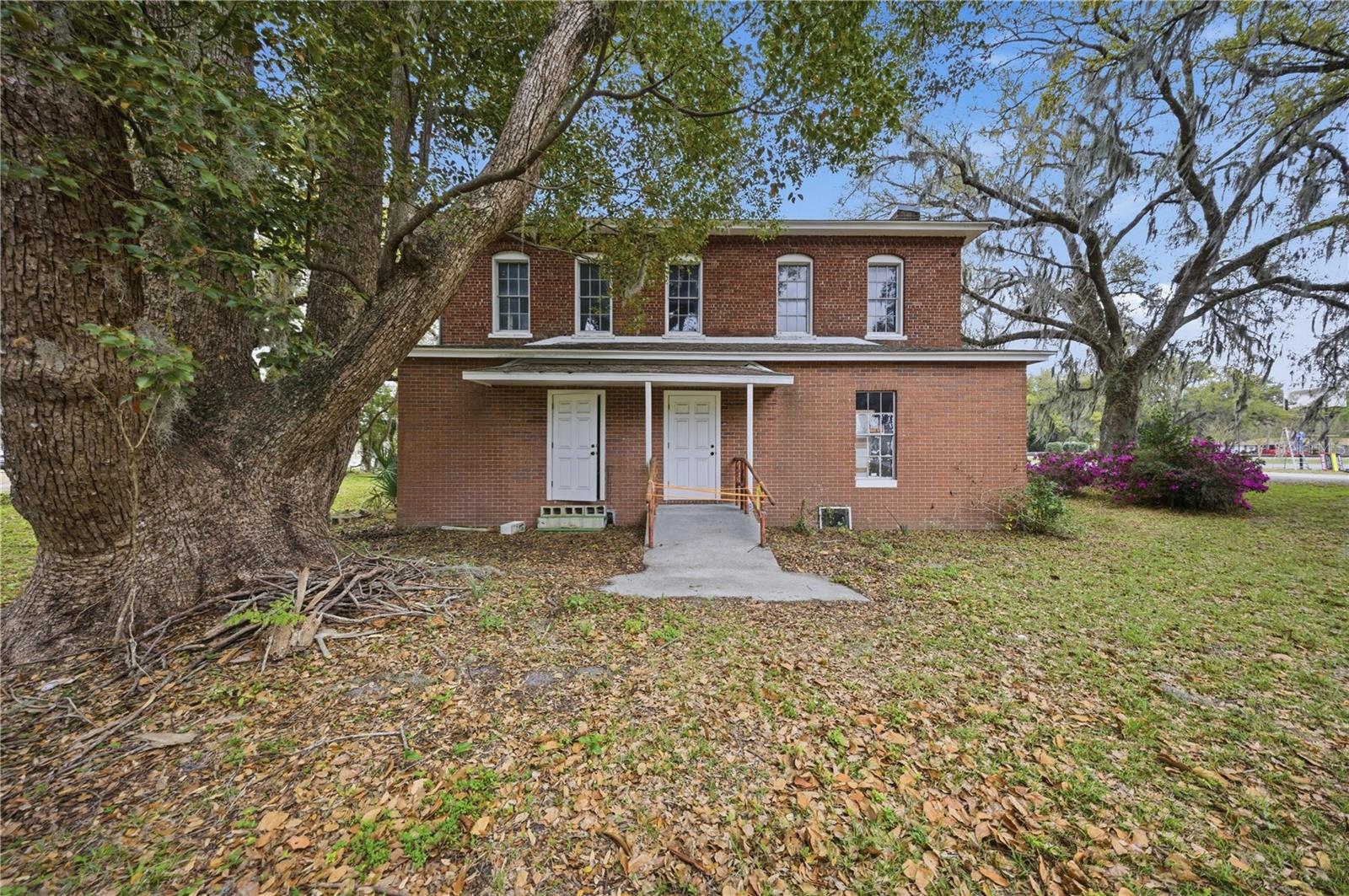 Image 7 of 66 For 120 Main Street