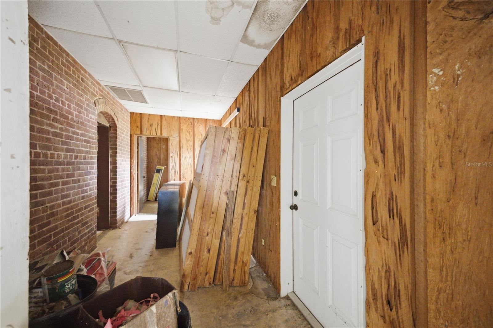 Image 9 of 66 For 120 Main Street