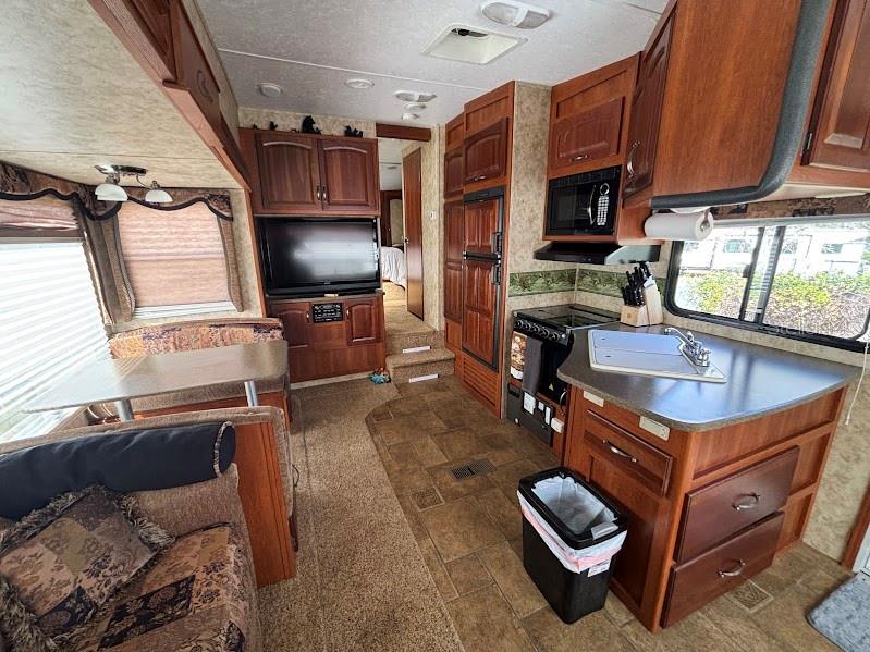 Image 10 of 48 For 14114 252nd Terrace Road Ne Lot 12