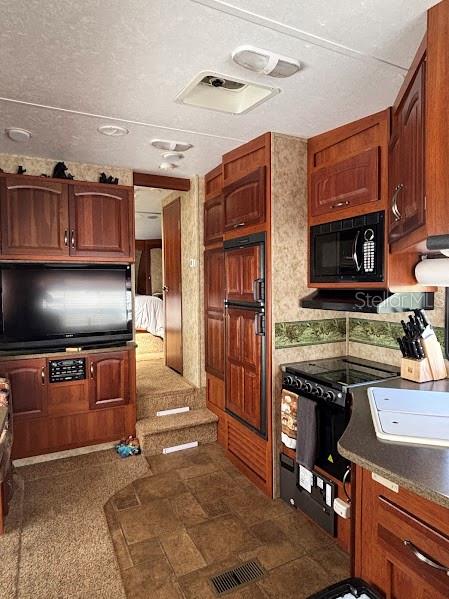 Image 11 of 48 For 14114 252nd Terrace Road Ne Lot 12