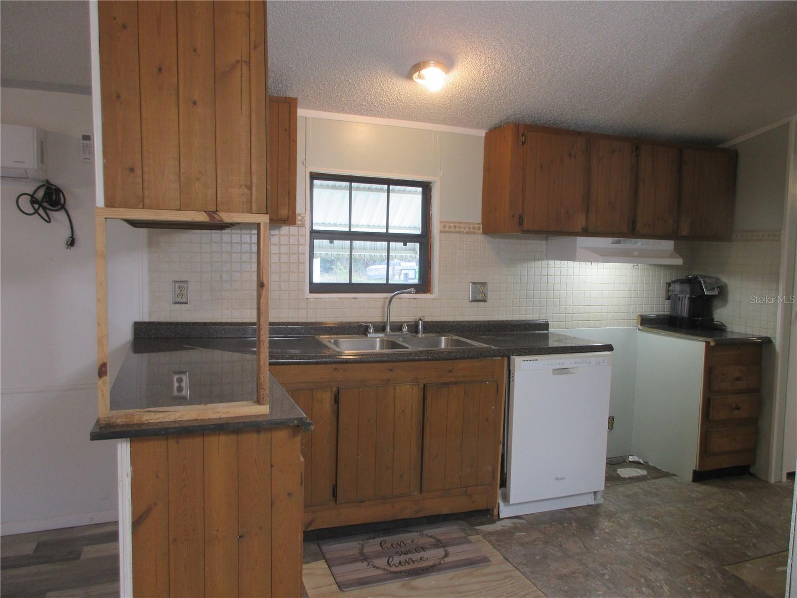 Image 12 of 82 For 18640 22nd Lane