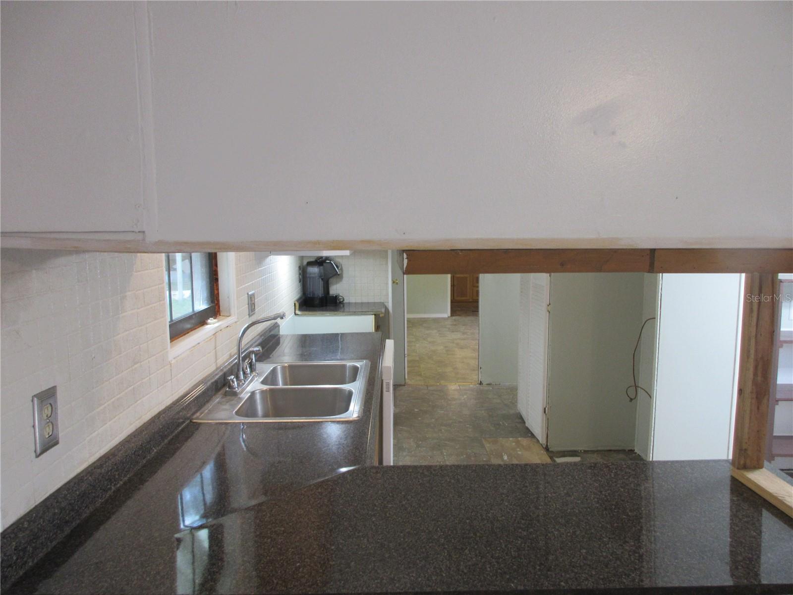 Image 16 of 82 For 18640 22nd Lane