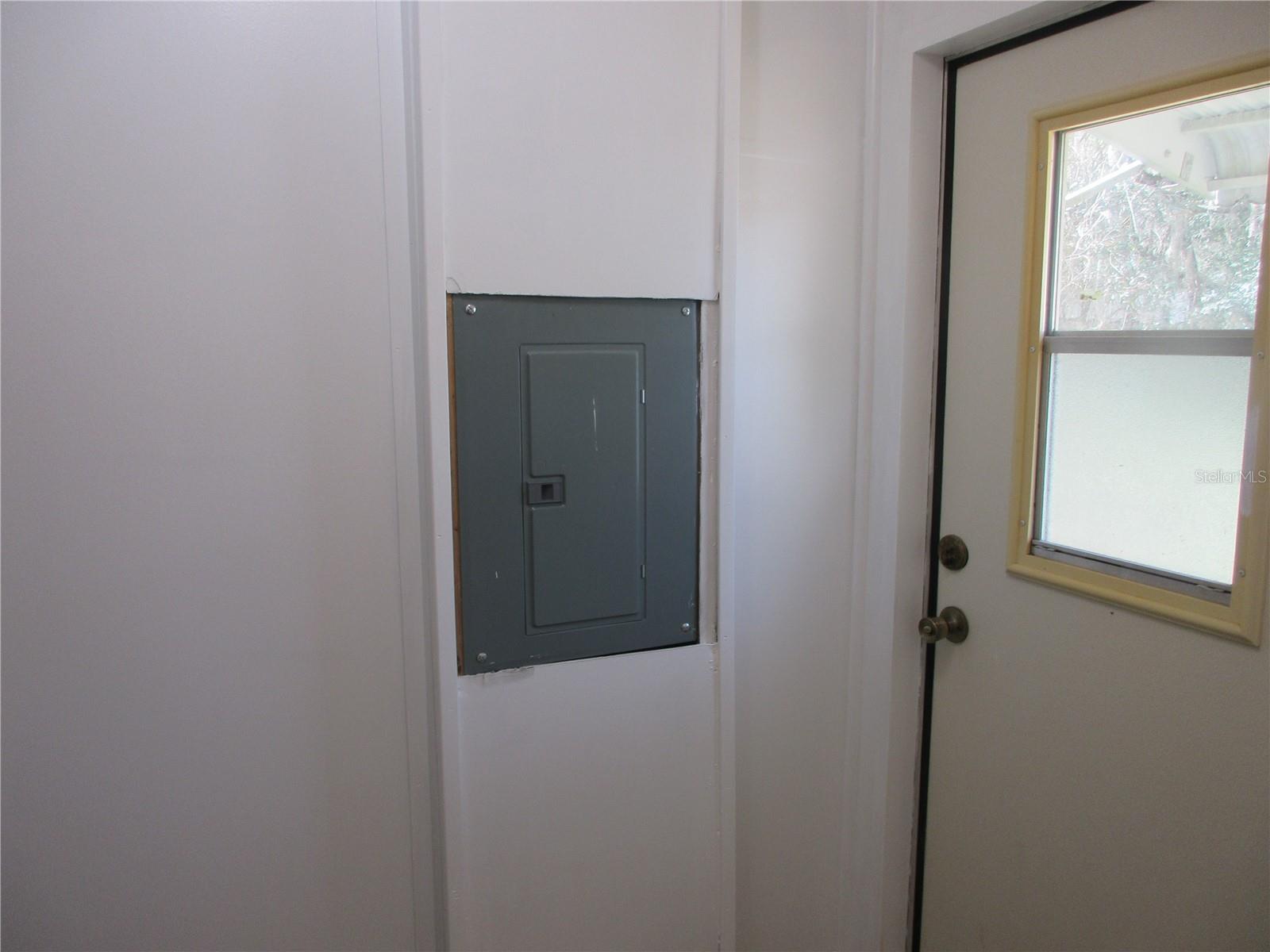 Image 21 of 82 For 18640 22nd Lane