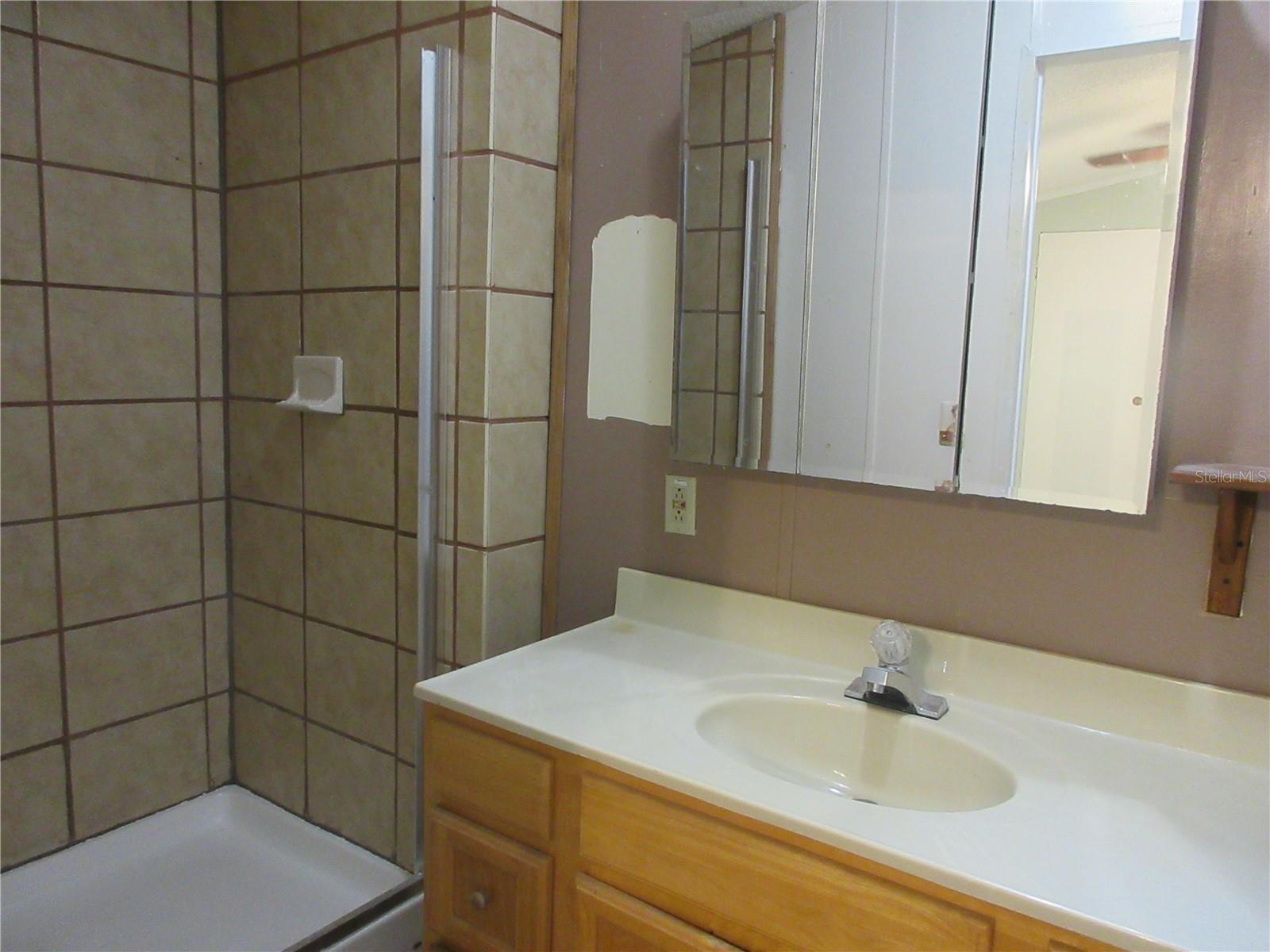 Image 29 of 82 For 18640 22nd Lane