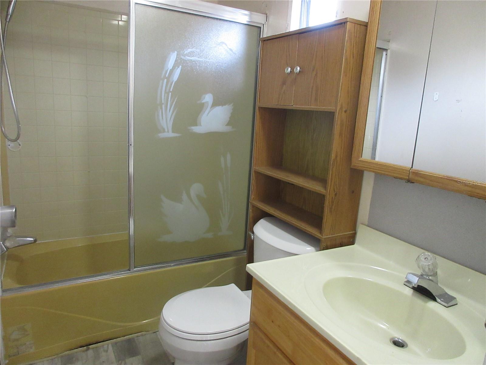 Image 33 of 82 For 18640 22nd Lane