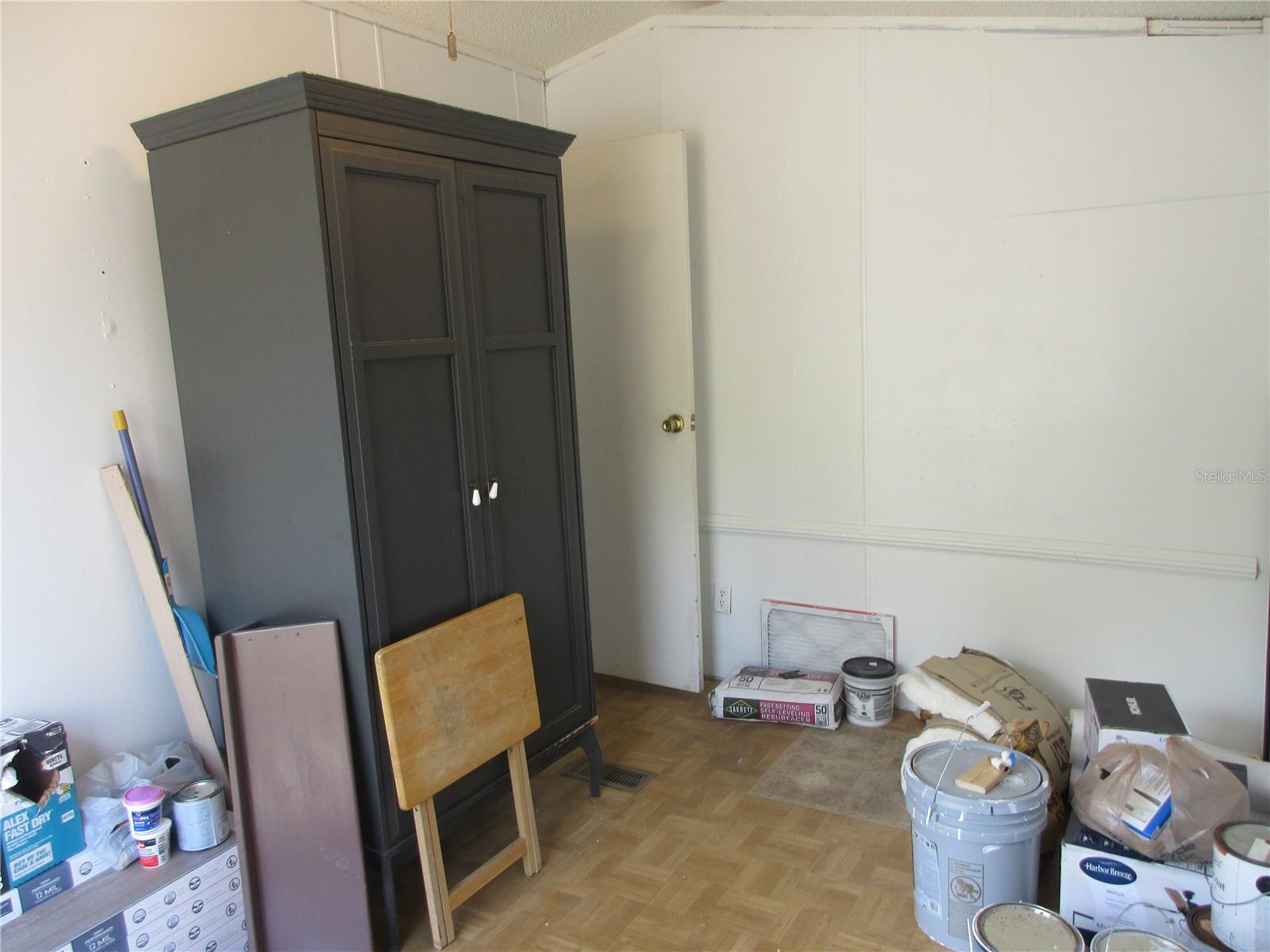 Image 37 of 82 For 18640 22nd Lane