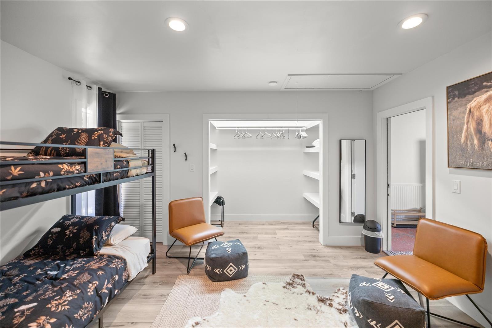 Image 13 of 62 For 10380 21st Street