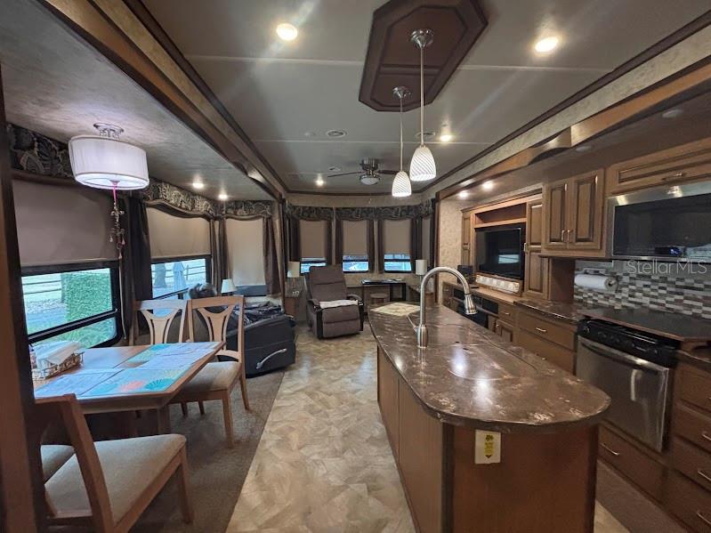 Image 15 of 59 For 14432 252nd Court Road Ne 140