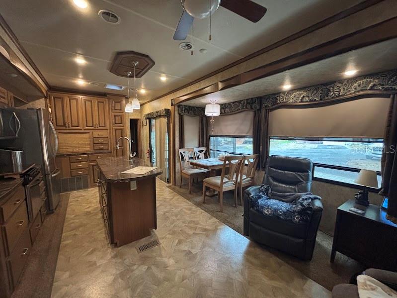 Image 19 of 59 For 14432 252nd Court Road Ne 140