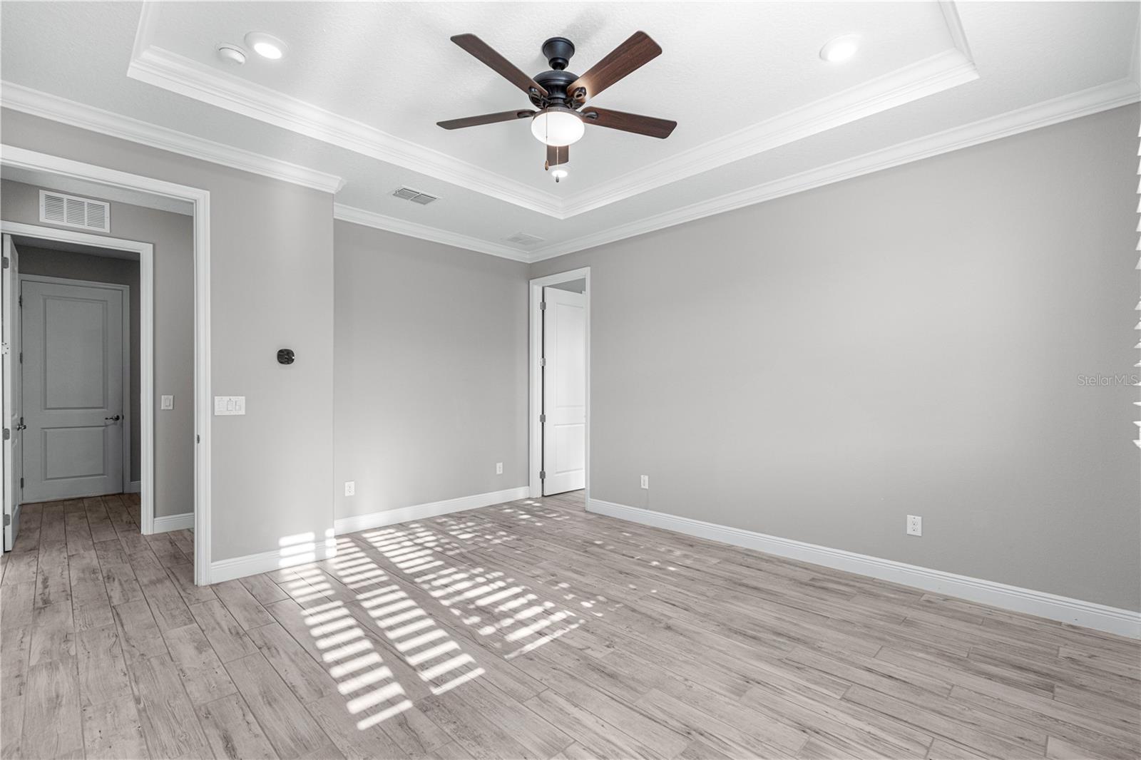 Image 24 of 55 For 8882 85th Loop