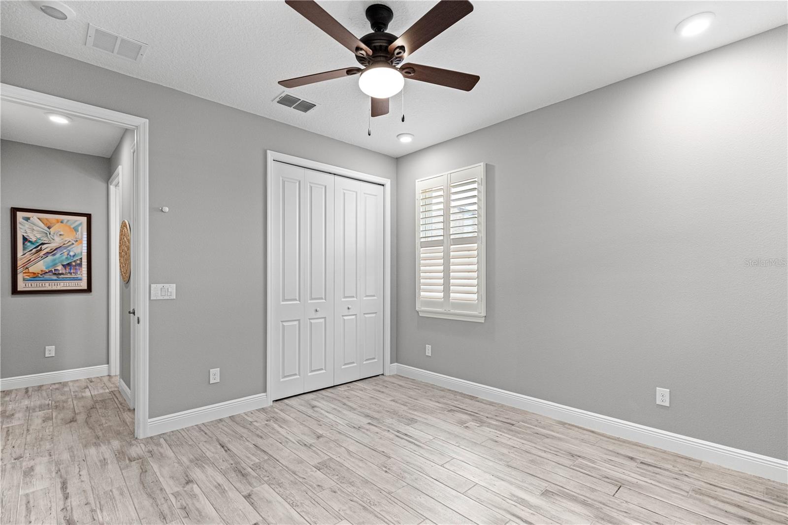 Image 32 of 55 For 8882 85th Loop