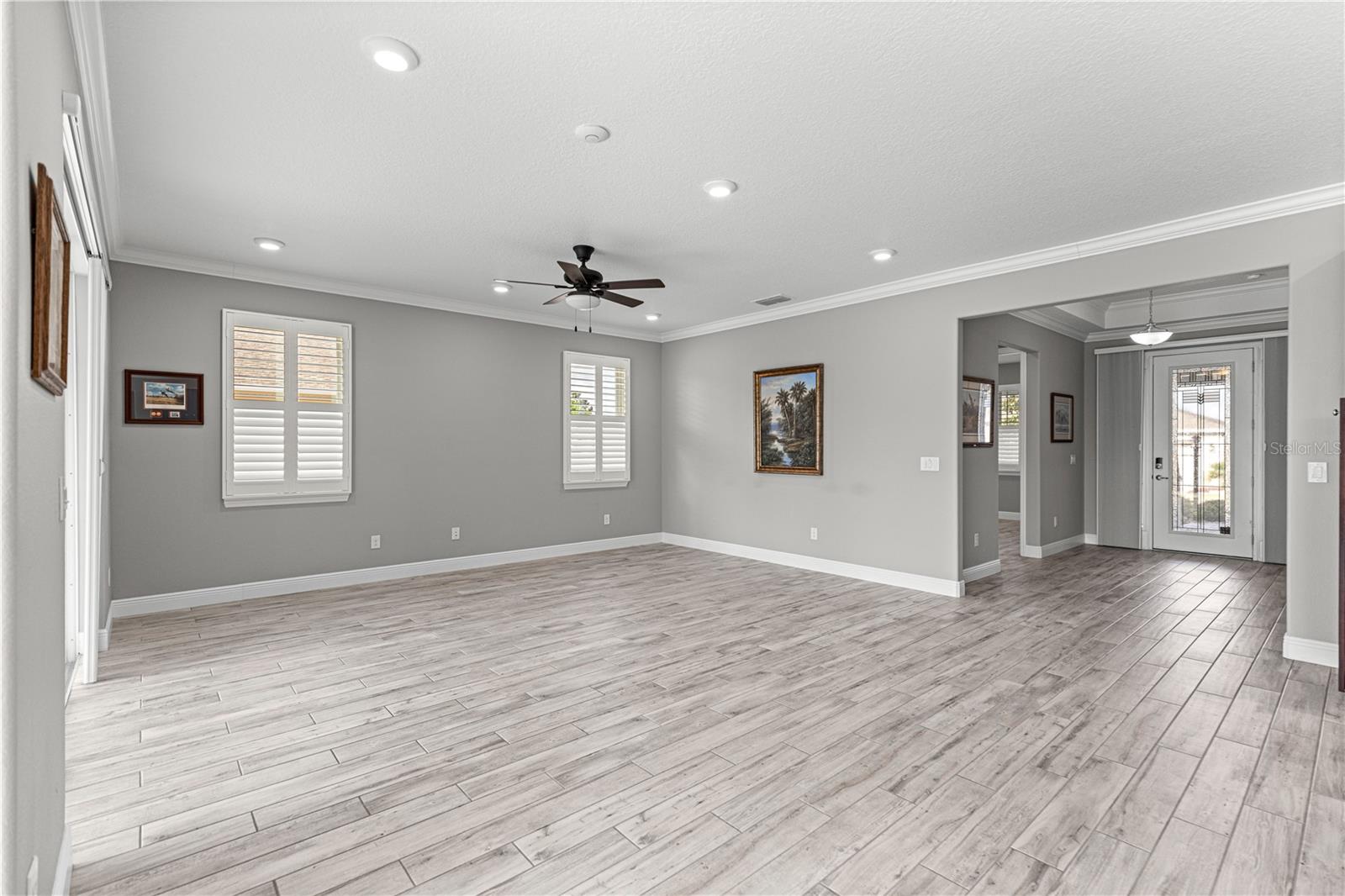 Image 5 of 55 For 8882 85th Loop